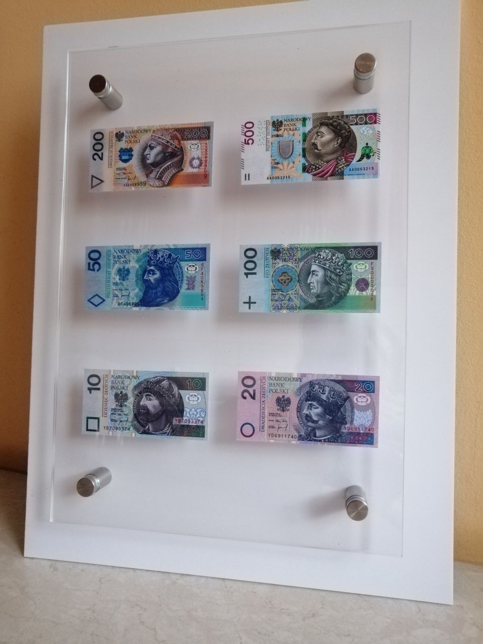 Banknoty EURO oraz PLN unikalny zestaw miniatur 013