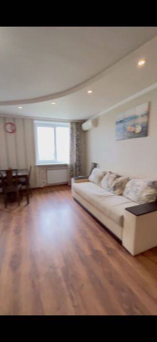 Сдам 3х комн квартиру м. Дворец Спорта Новые дома