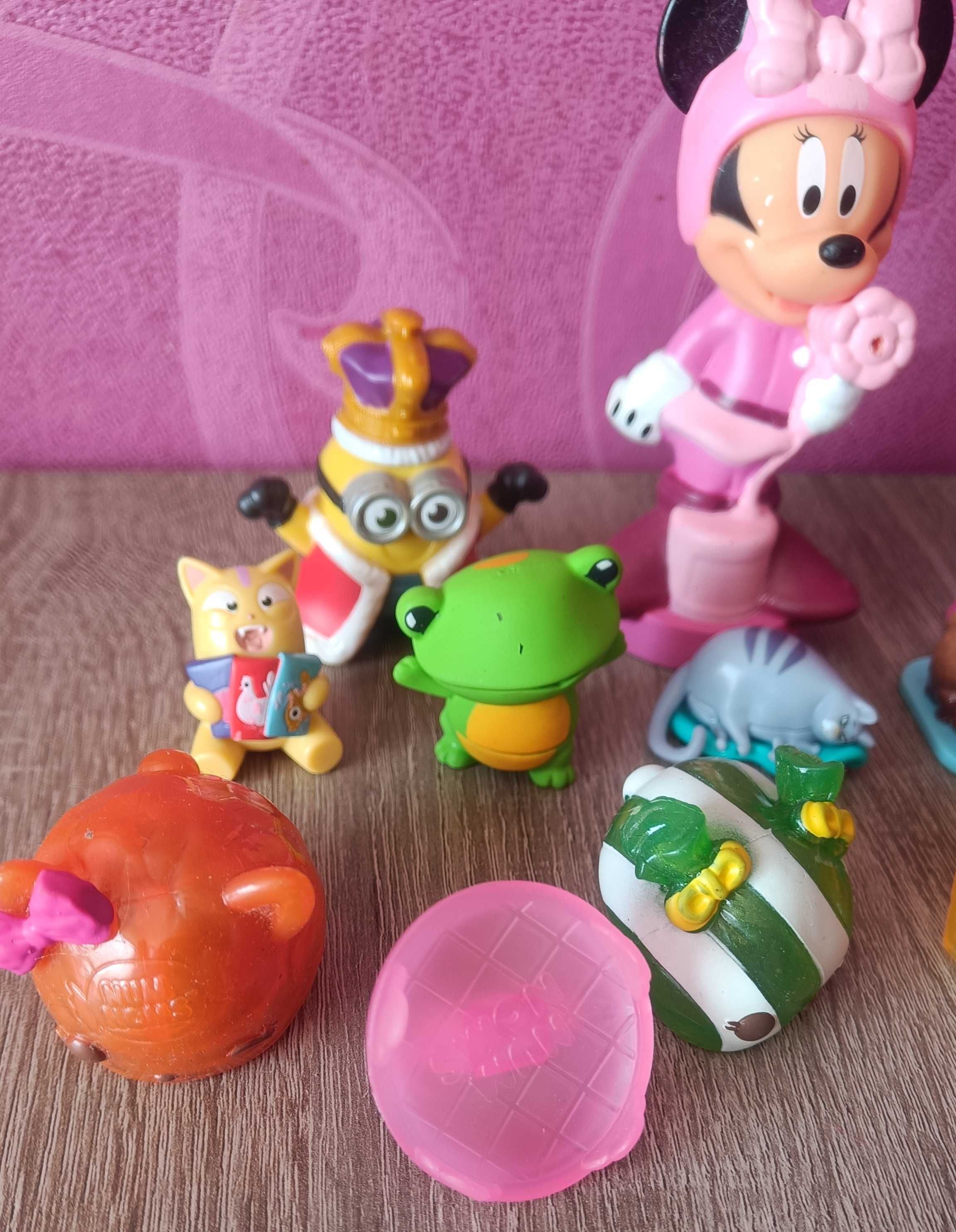 Zestaw figurek Minionki Popi Num Noms