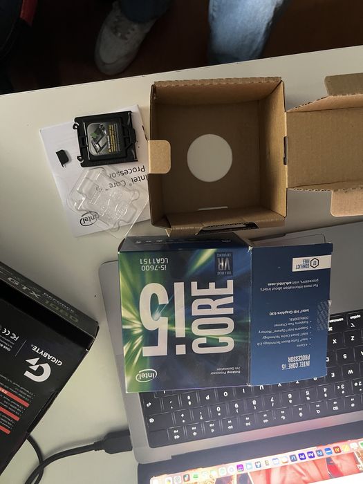 Intel Core i5-7600 LGA1157 Processor64730212609155121