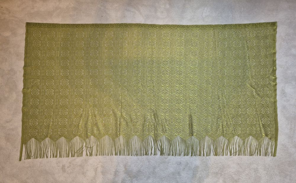 Zielona koronkowa zazdrostka firanka