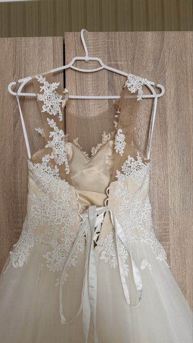 Продам Весільну сукню Ariamo Collection розмір S-M