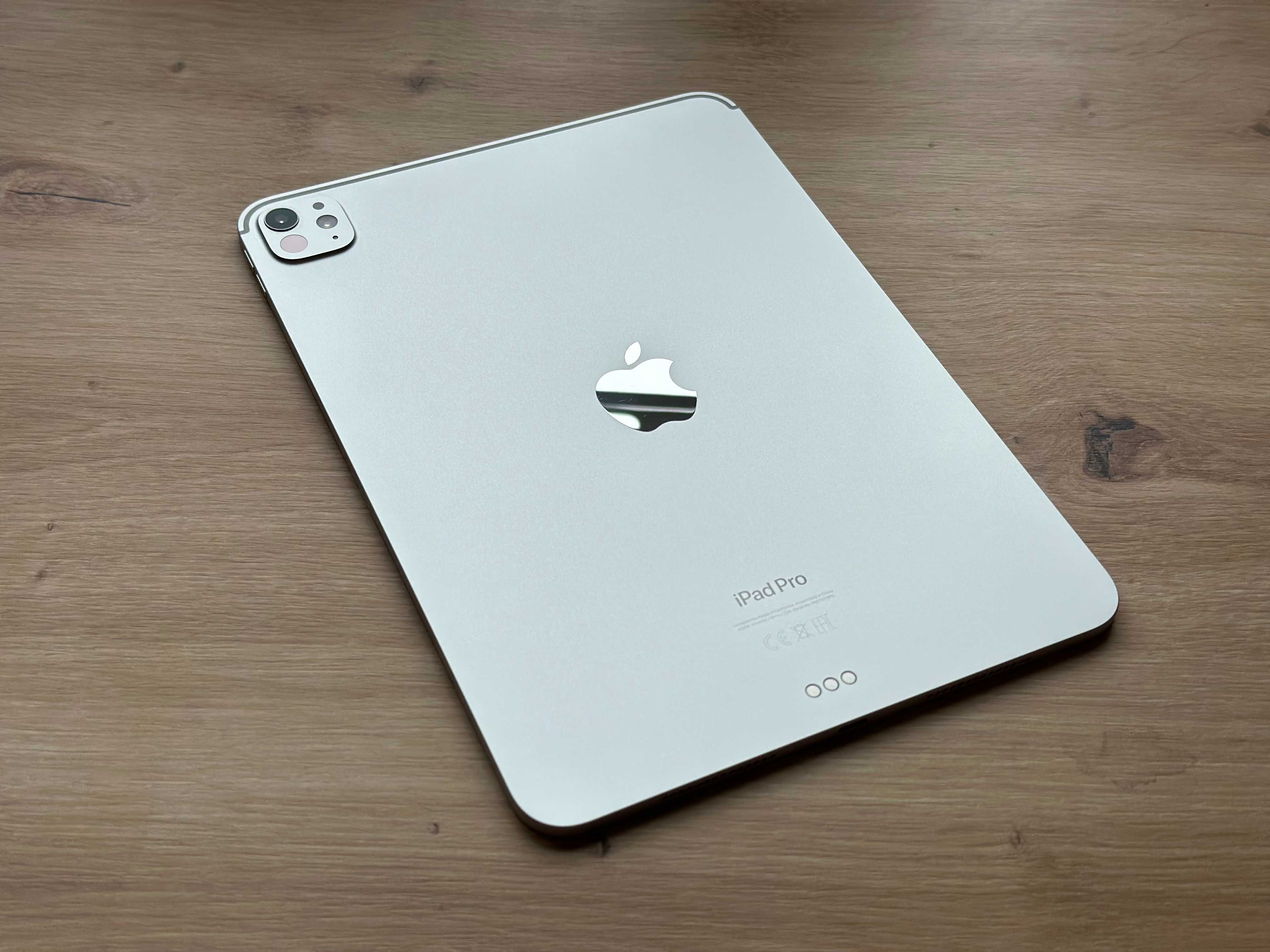Tablet iPad Pro 11" M4 256 GB Wi-Fi – bat: 100% – GW 12 miesięcy
