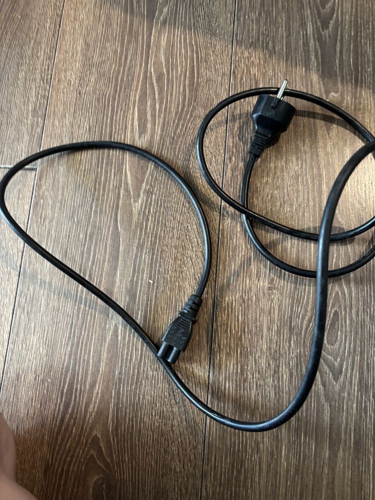 Kabel zasilający 1,8m z wyjsciem typu koniczyna