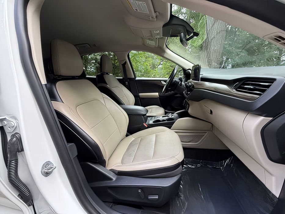 Ford Escape      2020