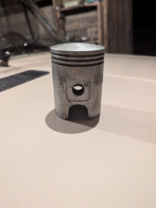 Поршень на Иж планету