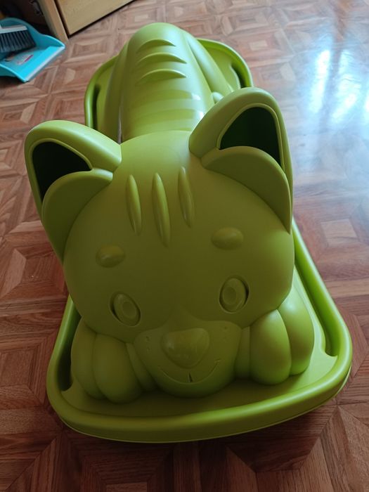 Продам гойдалку " зелений котик"smoby