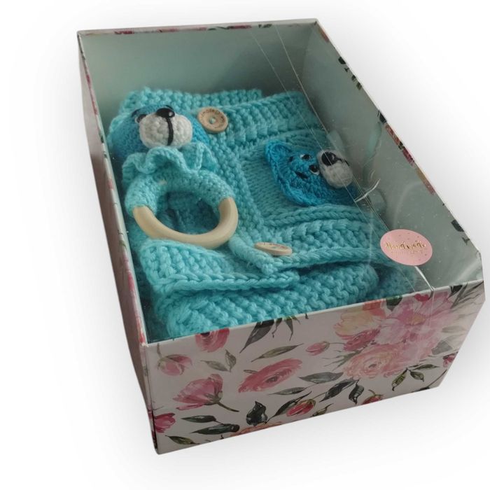 В'язаний комбінезон ручної роботи