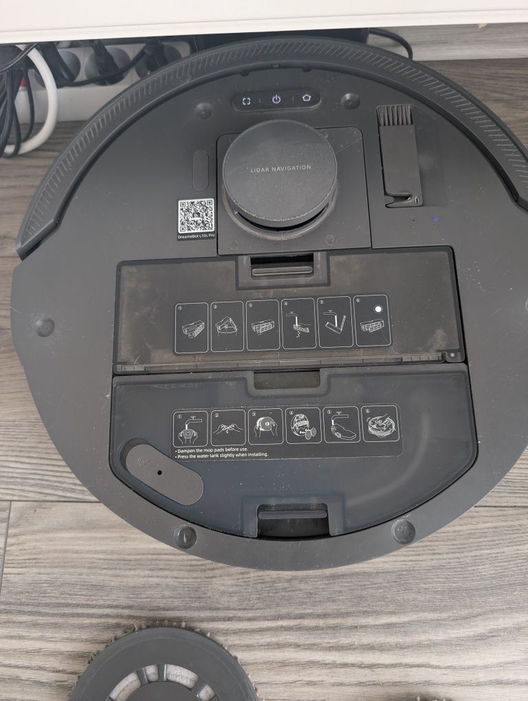 Robot sprzątający odkurzacz Dreame Bot L10S Pro