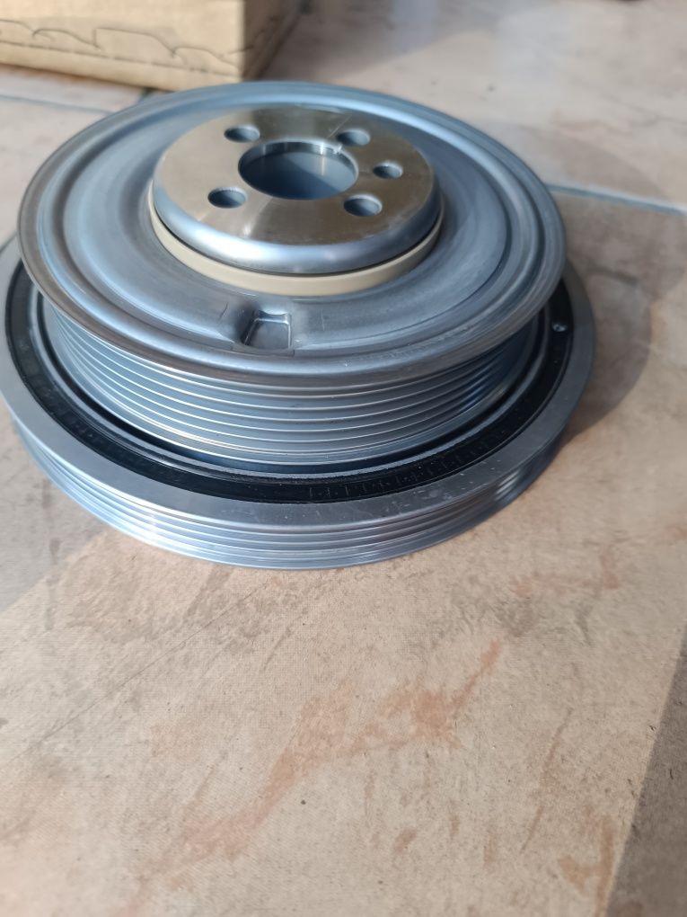 Koło pasowe dwumas VW Crafter Man Tge