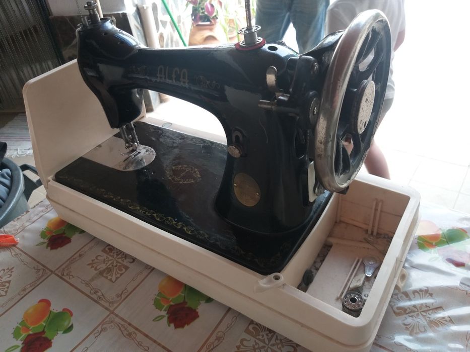 Maquina costura alfa