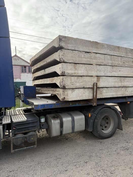 Кирпич красный Склад Ангар 132/50