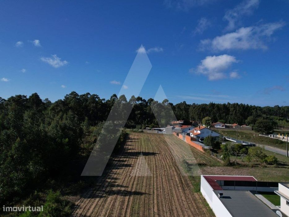 Terreno para construção de moradia a 10 minutos de Aveiro!