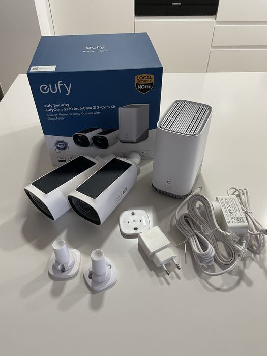 Sistema de vigilancia exterior Eufy S330