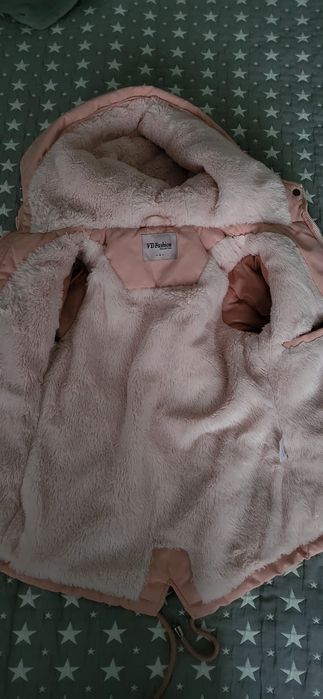 Зимова куртка дуже тепла