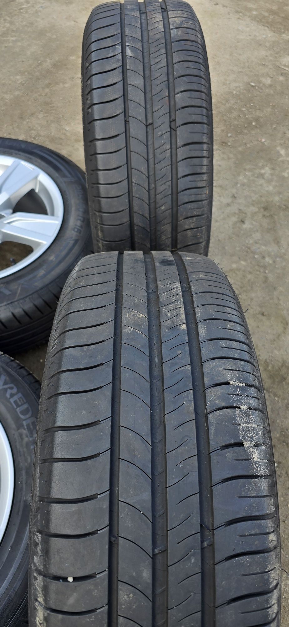 Koła Letnie Audi A4 B9 B8 8W 5x112 R16 ET35 66.6 205 60 R16