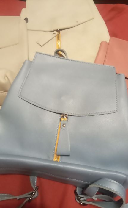 Рюкзак  сумка  четыре  штуки