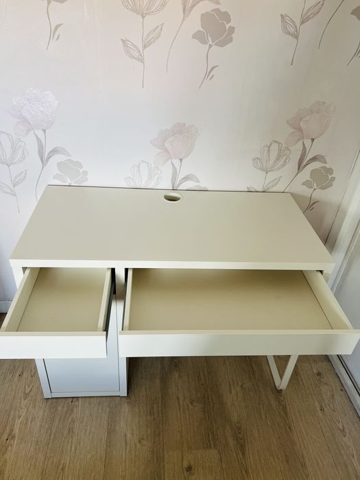 Toucador para quarto menina