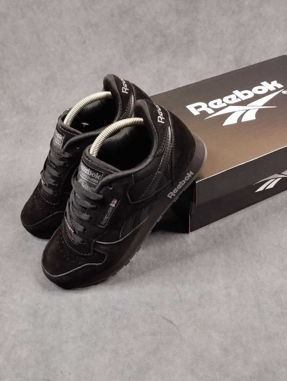 Чоловічі замшеві кросівки Reebok Classic чорні літні рібок класік