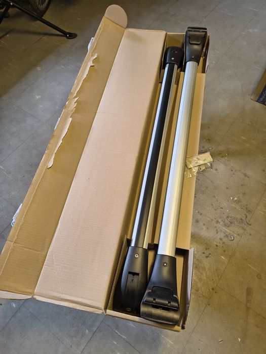 Belki dachowe poprzeczne Citroën C4 Picasso 9416A3