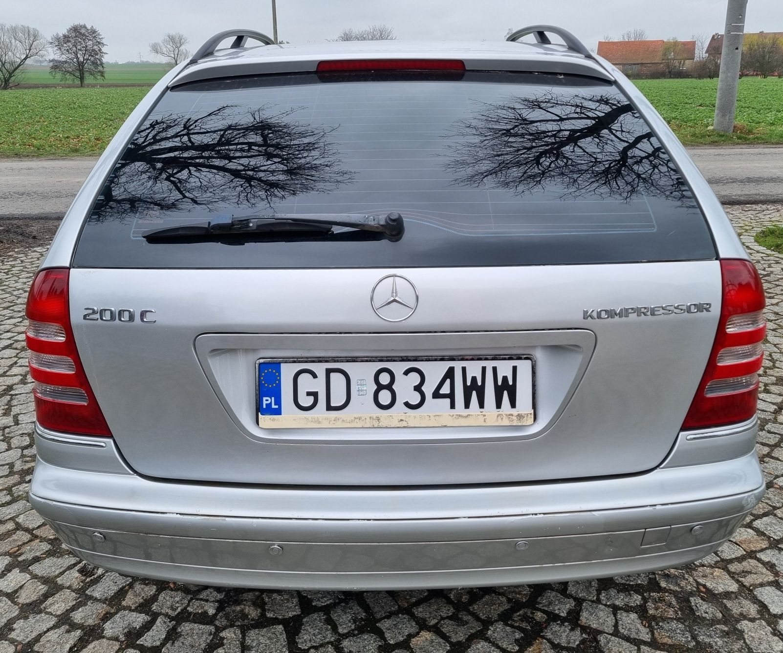 MERCEDES C200 KOMPRESOR * AUTOMAT * 2002r * ESP * Alufelgi * Zadbany