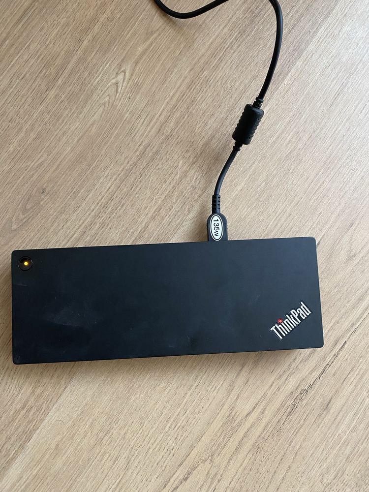 LeNovo Thinkpad DockingStation 135W