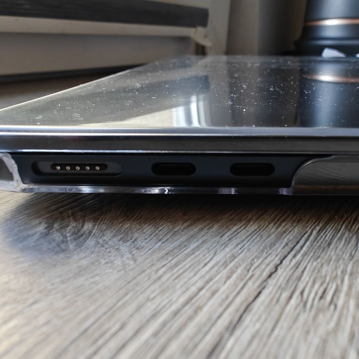 MacBook Air M2 A2681/16GB/1TB/9 cykli + etui