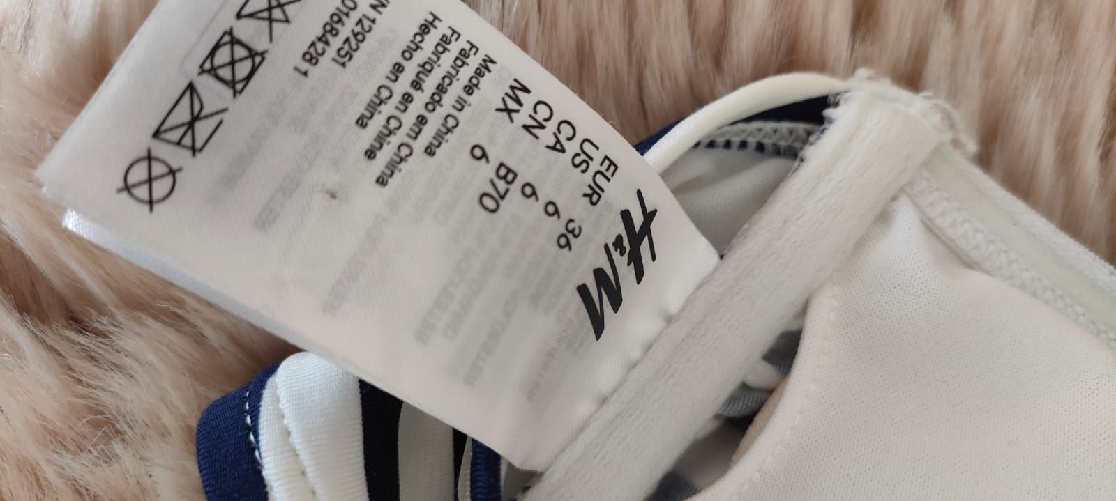 Dwuczęściowy strój kąpielowy z biżuteryjnym zdobieniem H&M rozm 36/38