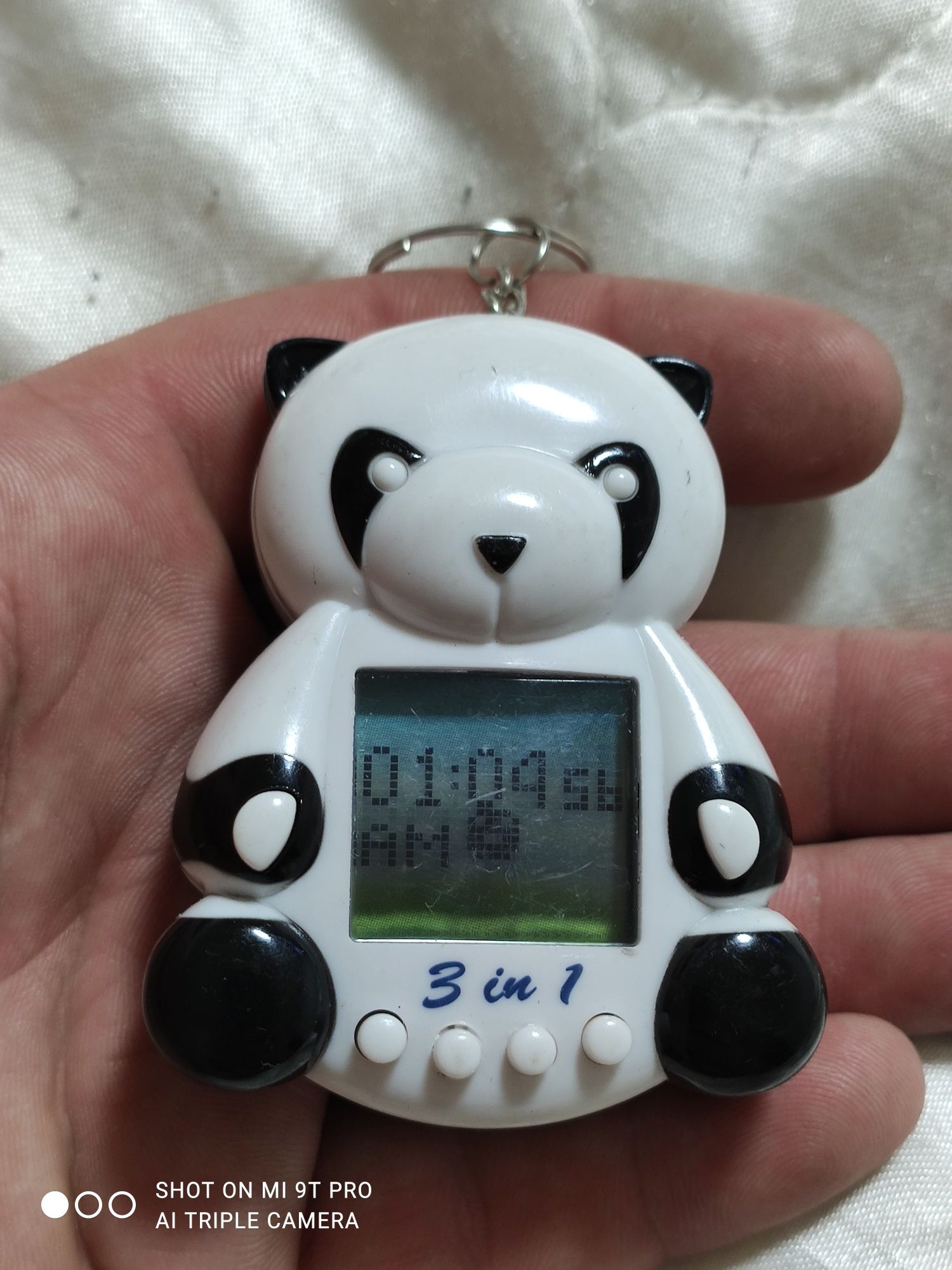 Продам игрушка ТАМАГОЧИ