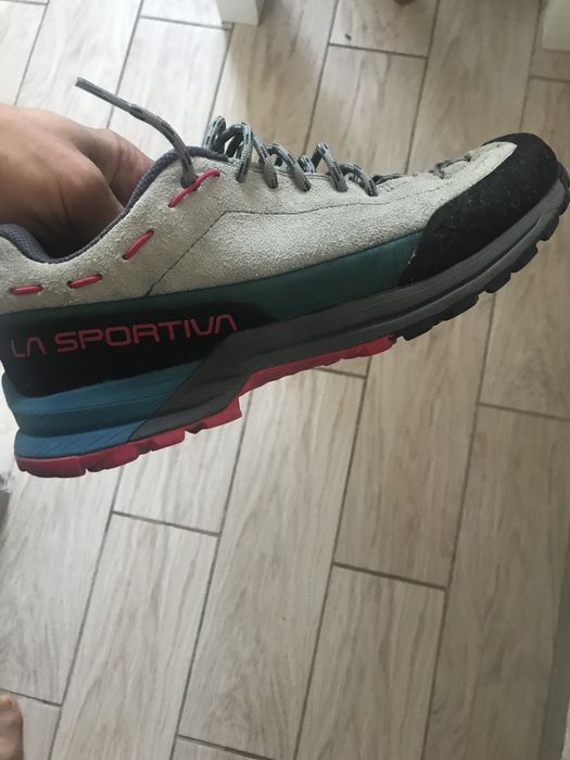La sportiva , solomon , scarpa