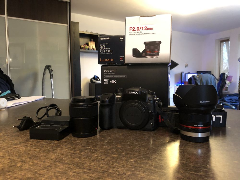 Lumix GH4R + obiektywy + baterie / VLOG-L