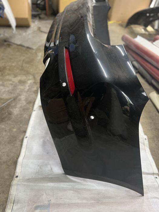 Продам передній та задній бампер BMW 5