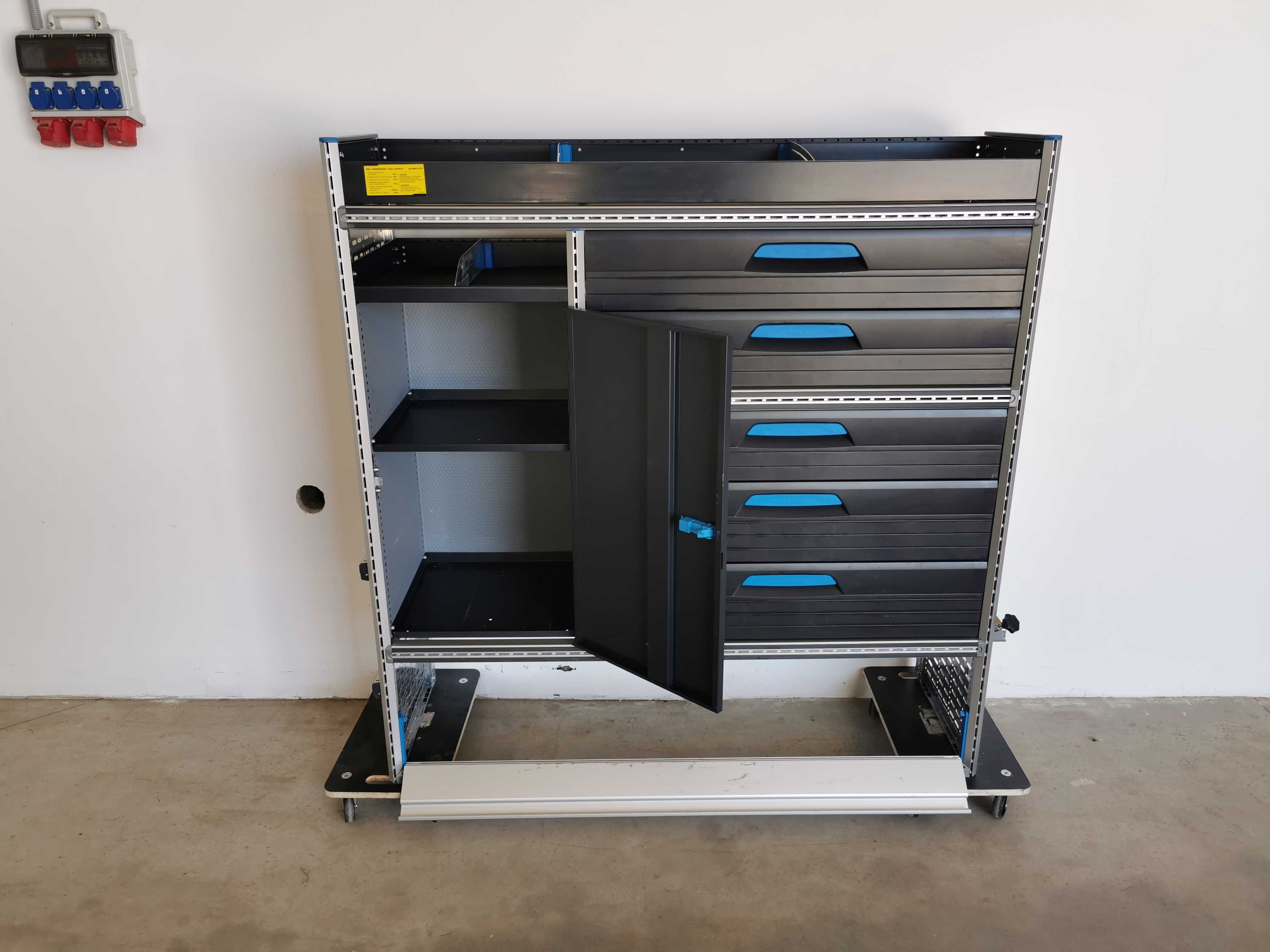 Zabudowa serwisowa warsztatowa CRAFTER SPRINTER TRANSIT MAN TGE IVECO