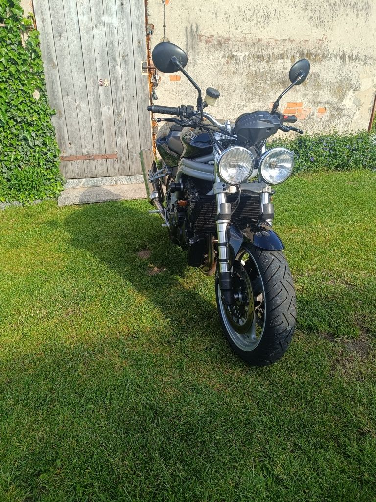 Triumph speed triple 955i 2001