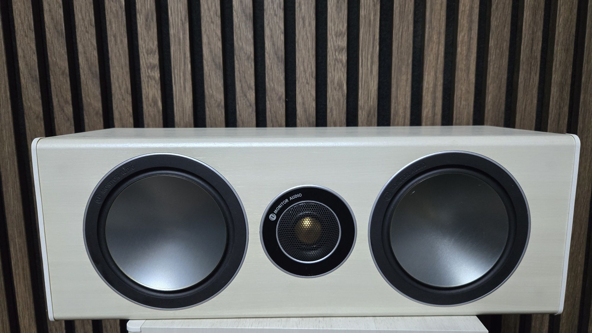 Centralny glosnik Monitor Audio Bronze 6