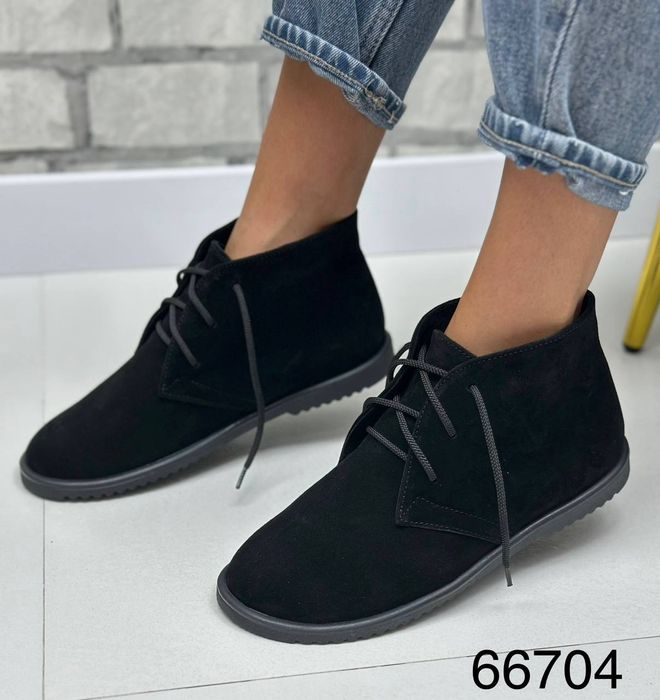 Жіночі шкіряні анатомічні демісезонні черевики в кольорах