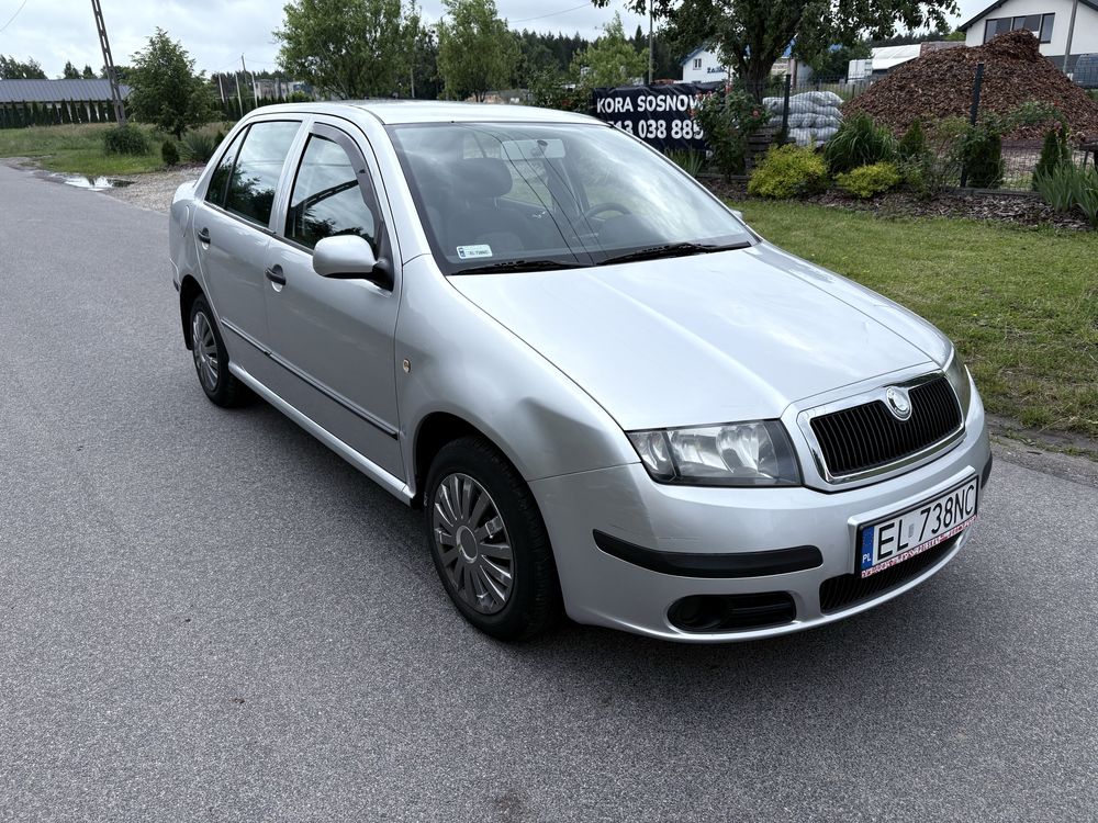 Skoda Fabia_1.4 MPI_2003r_Sedan_Nowy przeglad