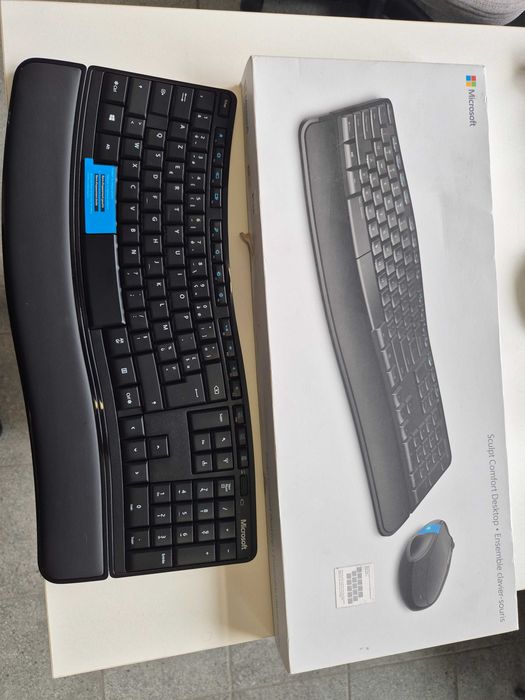 Microsoft Sculpt Comfort Desktop – Klawiatura z myszą