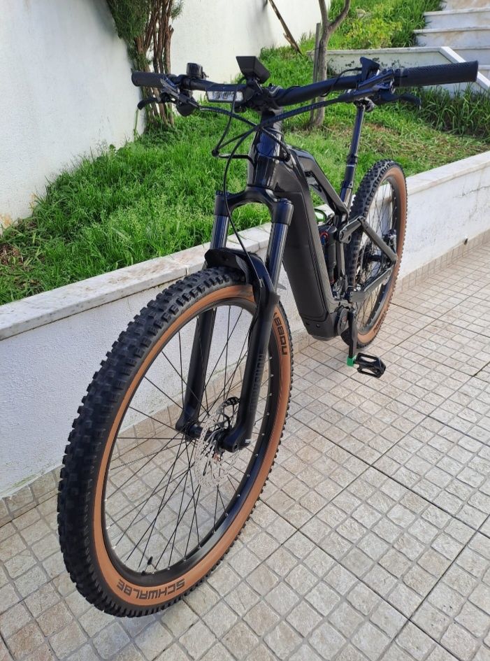 Cube stereo 140 race