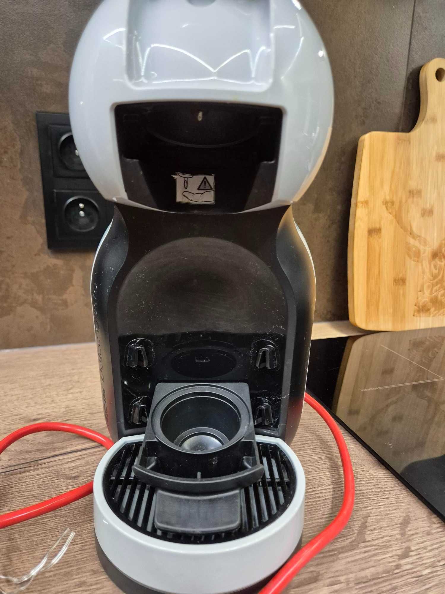 Krups Mini Me expres na kapsułki Dolce Gusto Nescafe KP123B31 jak nowy