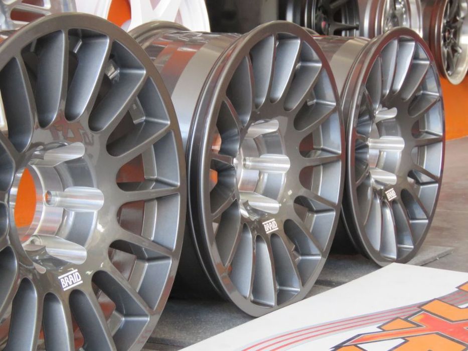 Jantes Braid Winrace S 17 x 8 et -5 6x139.7 CB110 Antracite