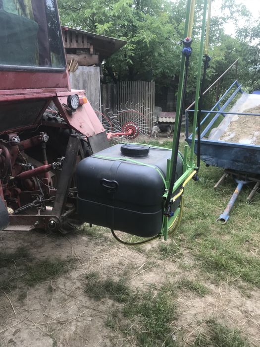 Продаю Оприскувач 5000грн, торг. Обмін оприскувач більше треба 300 л
