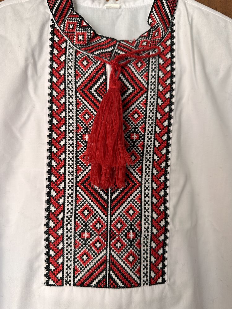 Продам вишиванку для хлопчика