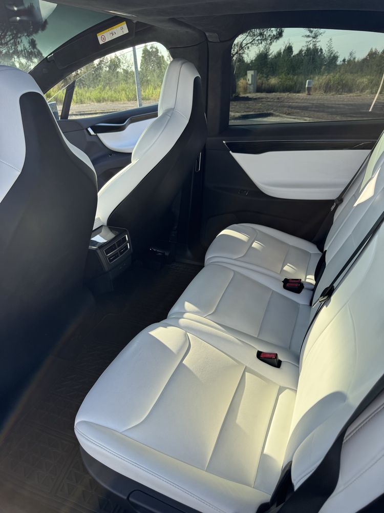 Tesla Model X 100D