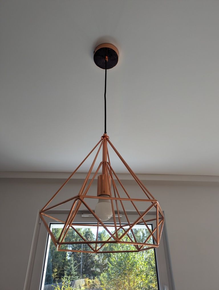 Lampy wiszące w kolorze miedzianym E27