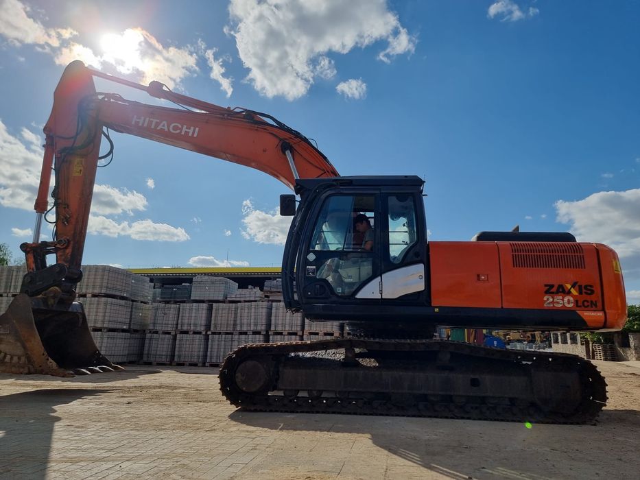 Продаж ескаватора Hitachi ZX 250 Стан ідеал 2014 рік
