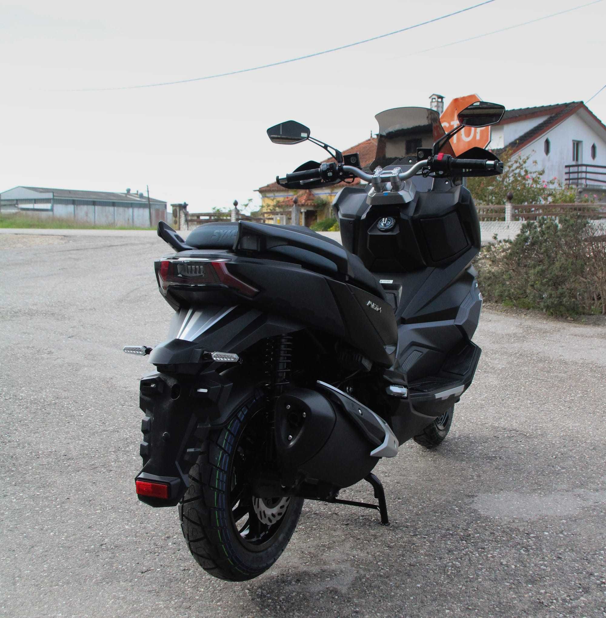 Sym ADX 300, 5 anos garantia