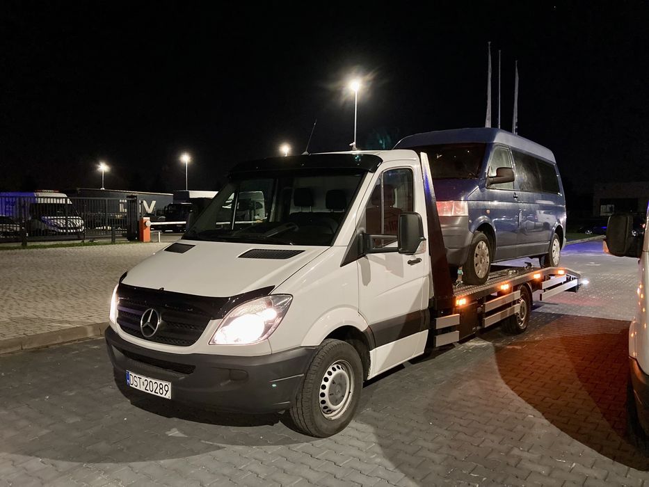 pomoc drogowa usługi laweta 24/7 atrakcyjna cena za kilometr skup aut