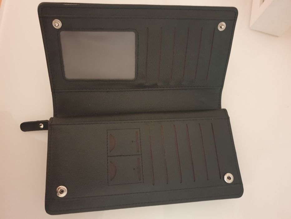 Carteira nova unisexo