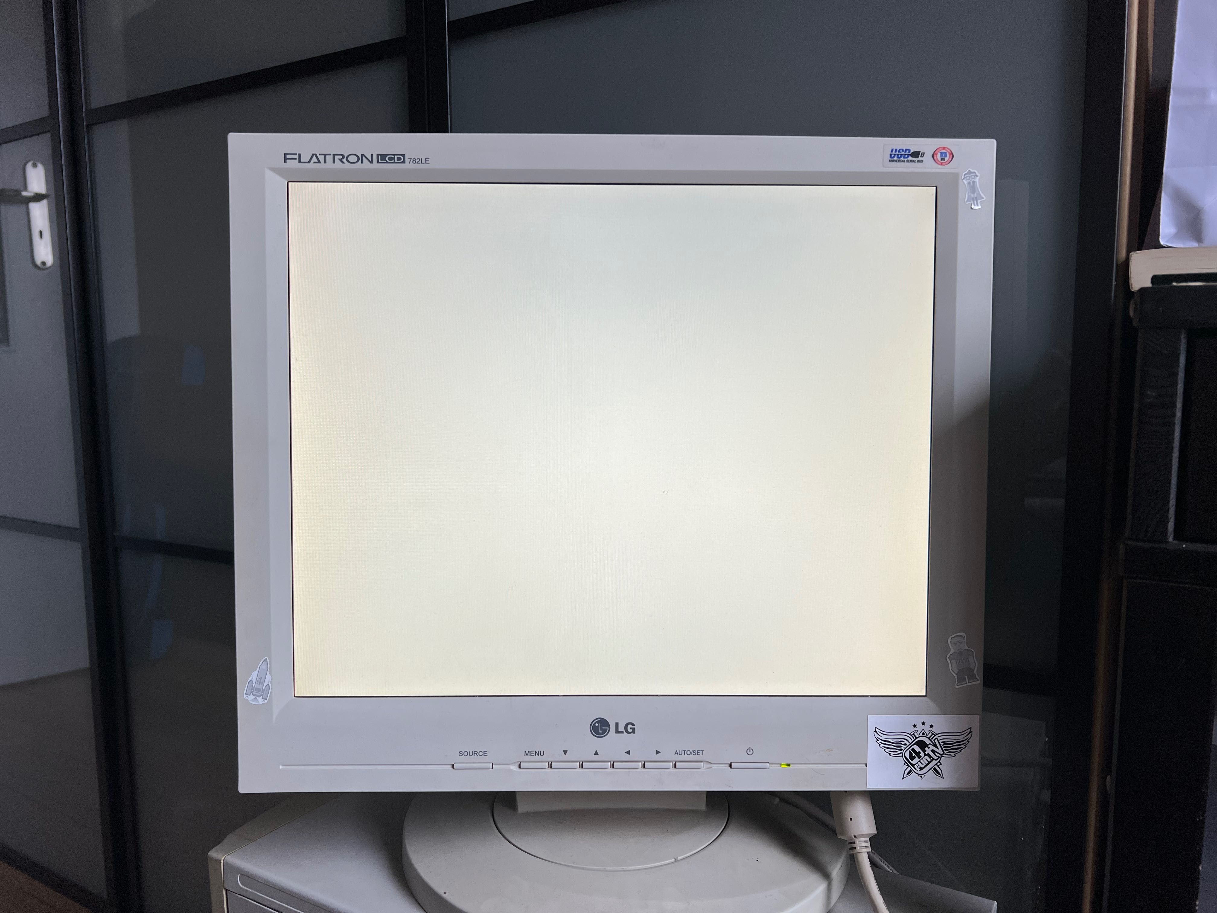 Monitor LG Flatron LCD 782LE (Odbior osobisty)